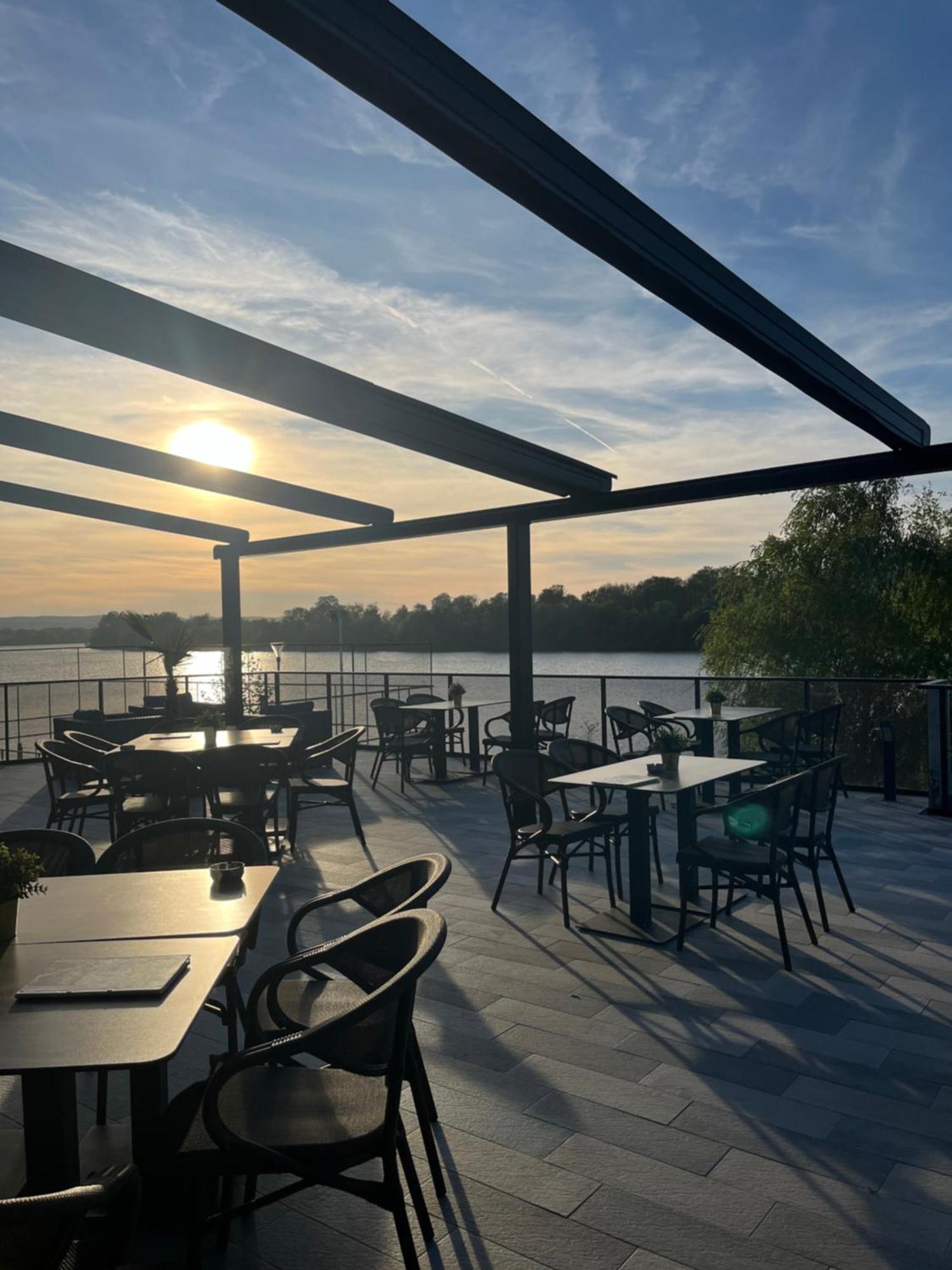 Prenociste Srebrno Jezero Hotel Veliko Gradiste Ngoại thất bức ảnh