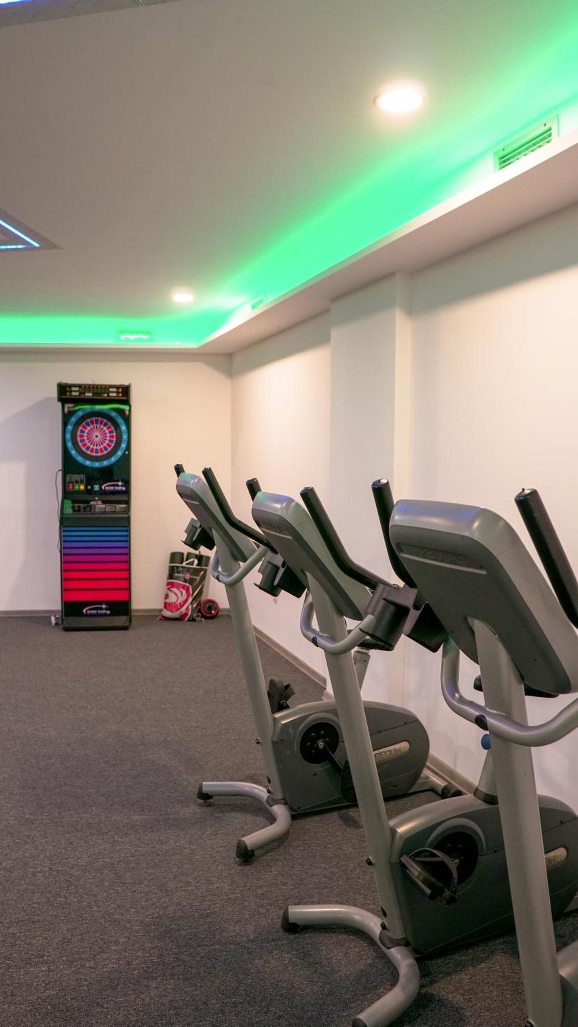 Prenociste Srebrno Jezero Hotel Veliko Gradiste Ngoại thất bức ảnh
