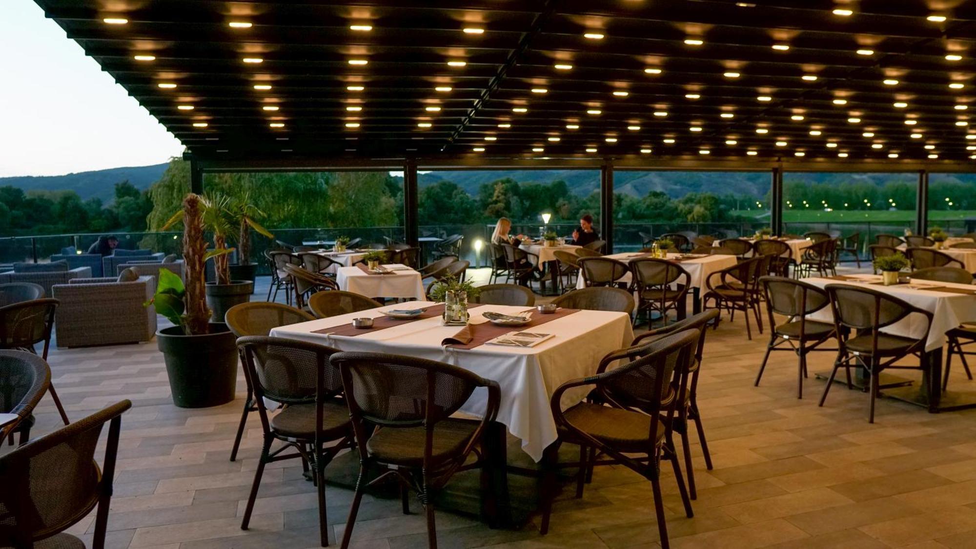Prenociste Srebrno Jezero Hotel Veliko Gradiste Ngoại thất bức ảnh